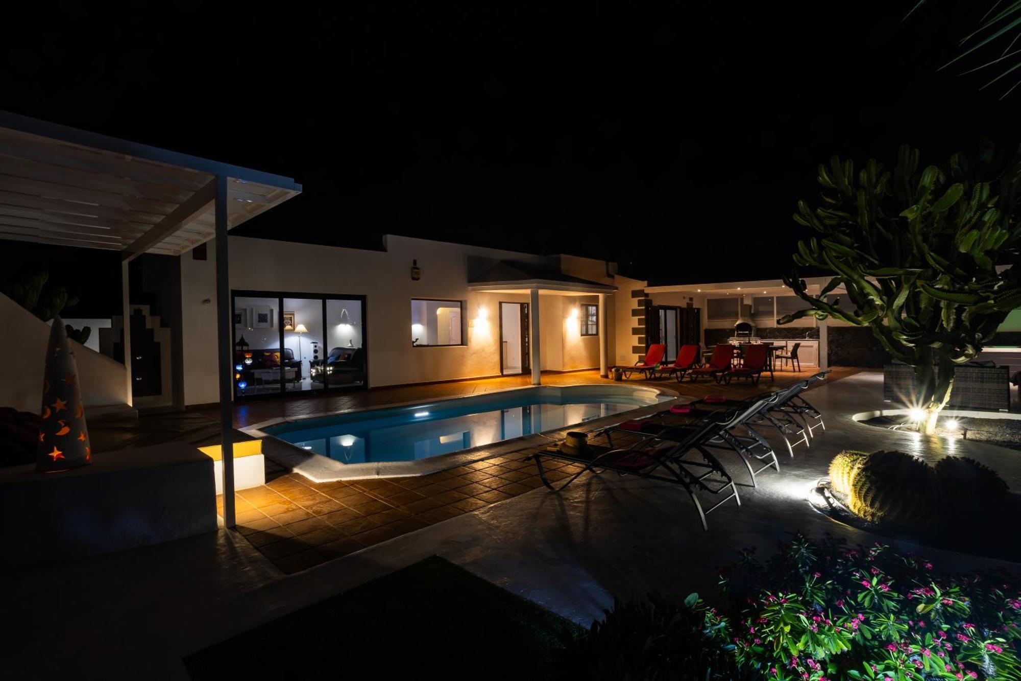 Villa Tao ปลายาบลังกา ภายนอก รูปภาพ